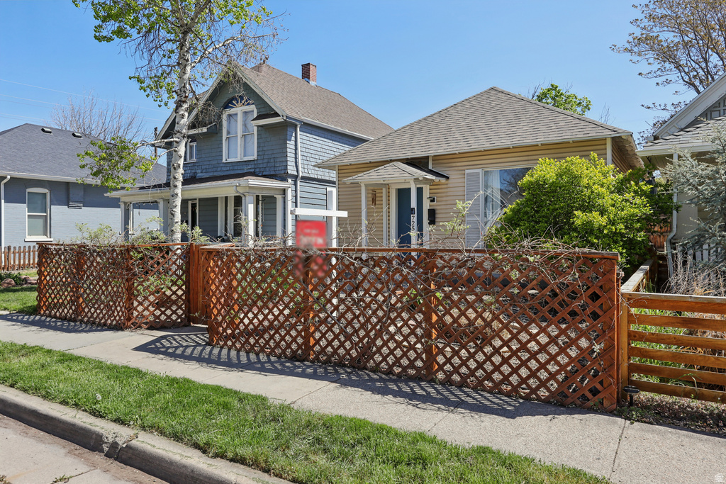 725 S WINDSOR ST Salt Lake City, UT 84102