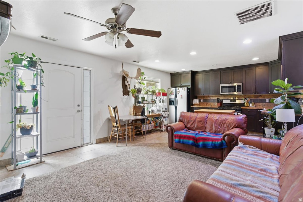 6237 W 4600 S Hooper, UT 84315