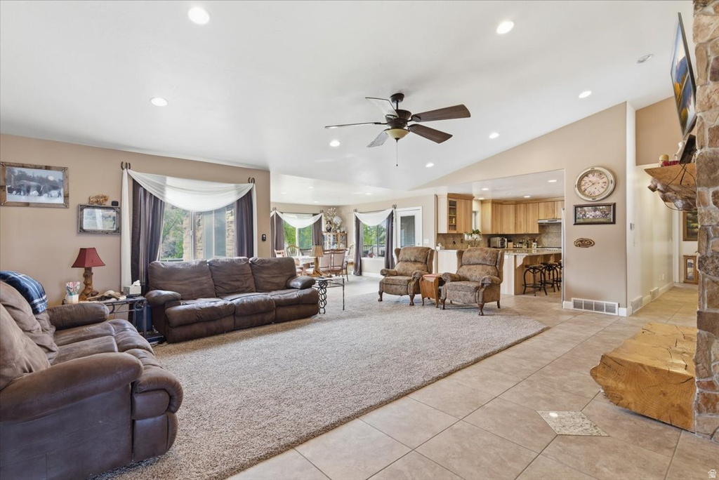6237 W 4600 S Hooper, UT 84315