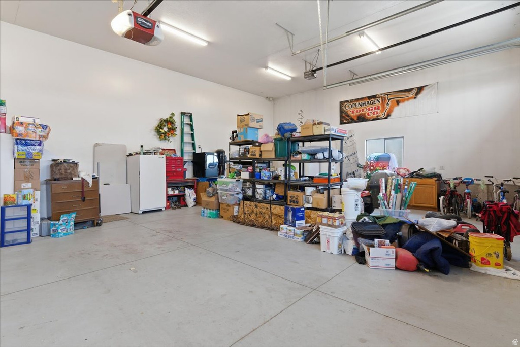6237 W 4600 S Hooper, UT 84315