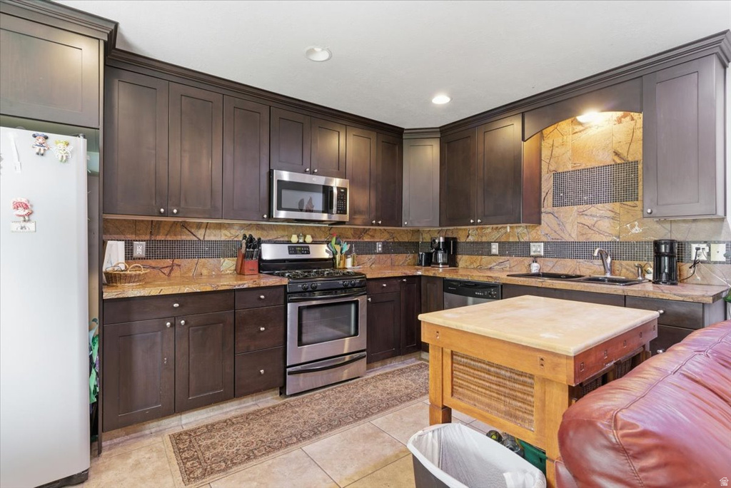 6237 W 4600 S Hooper, UT 84315