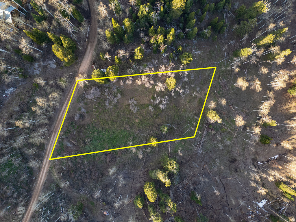 2211  PINE RD Coalville, UT 84017