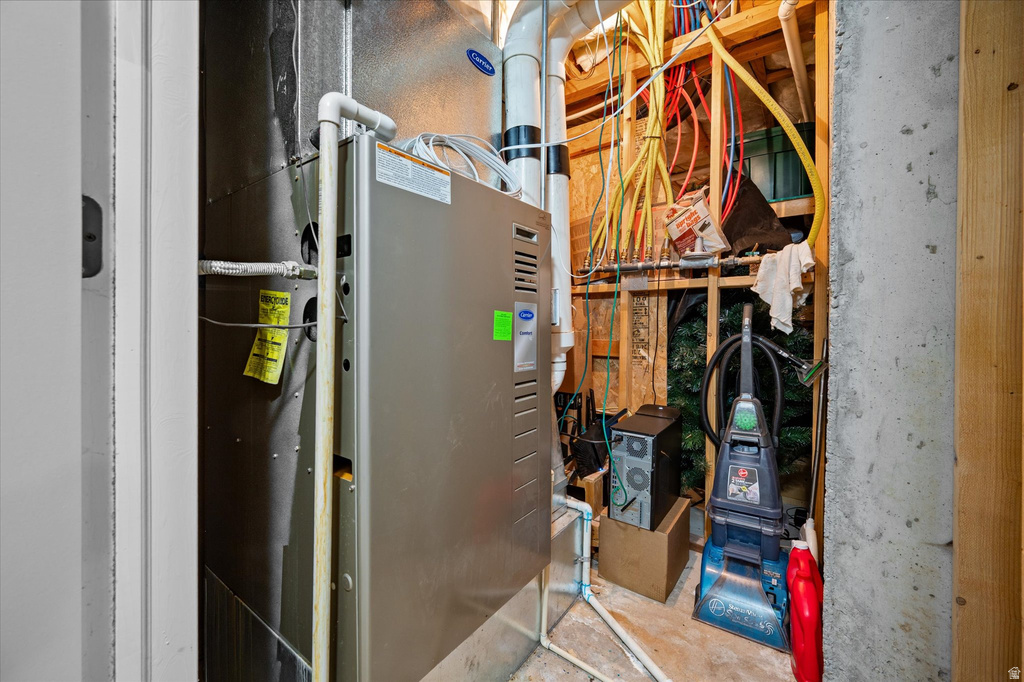 2646 N 6000 W Hooper (Davis Cnty), UT 84315