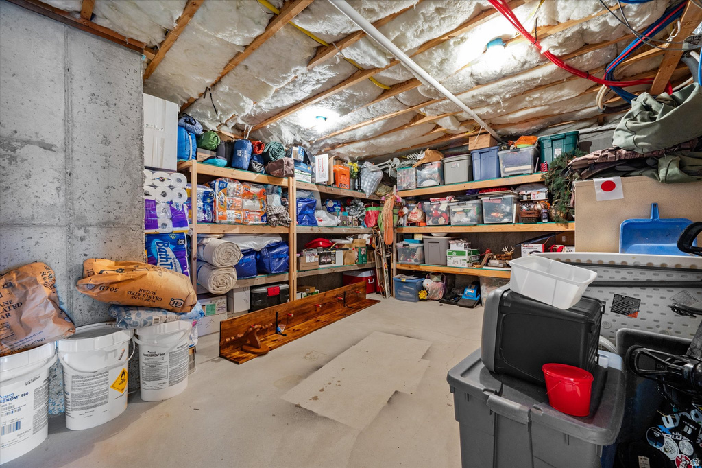 2646 N 6000 W Hooper (Davis Cnty), UT 84315