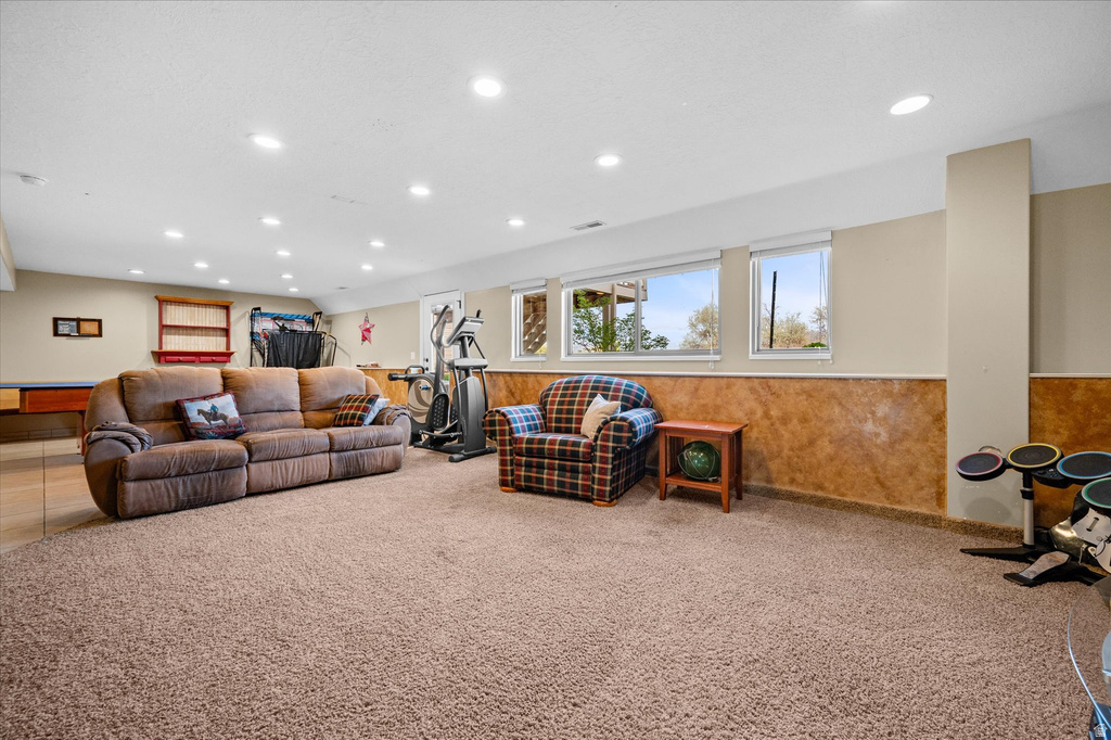 2646 N 6000 W Hooper (Davis Cnty), UT 84315