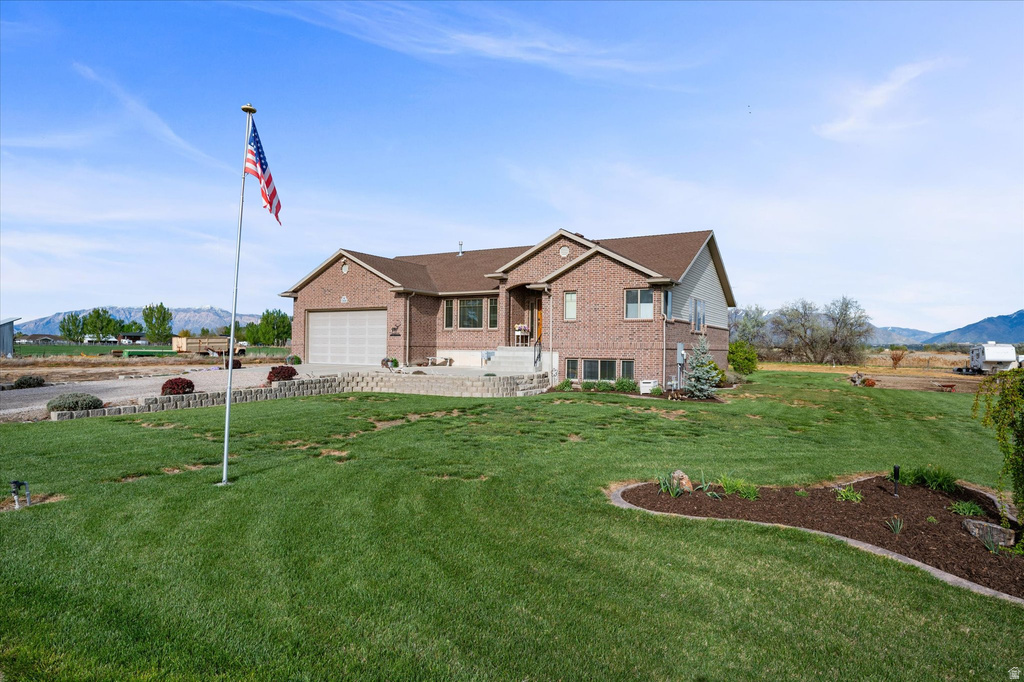 2646 N 6000 W Hooper (Davis Cnty), UT 84315