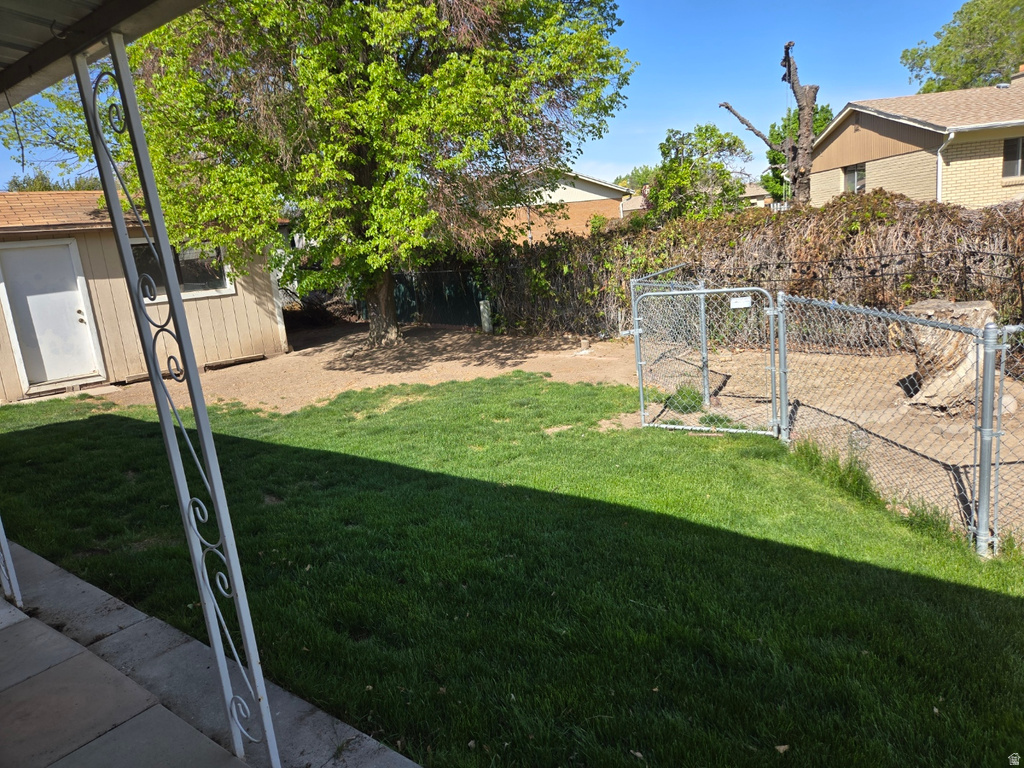 3058 W FREDERICK PL Taylorsville, UT 84123