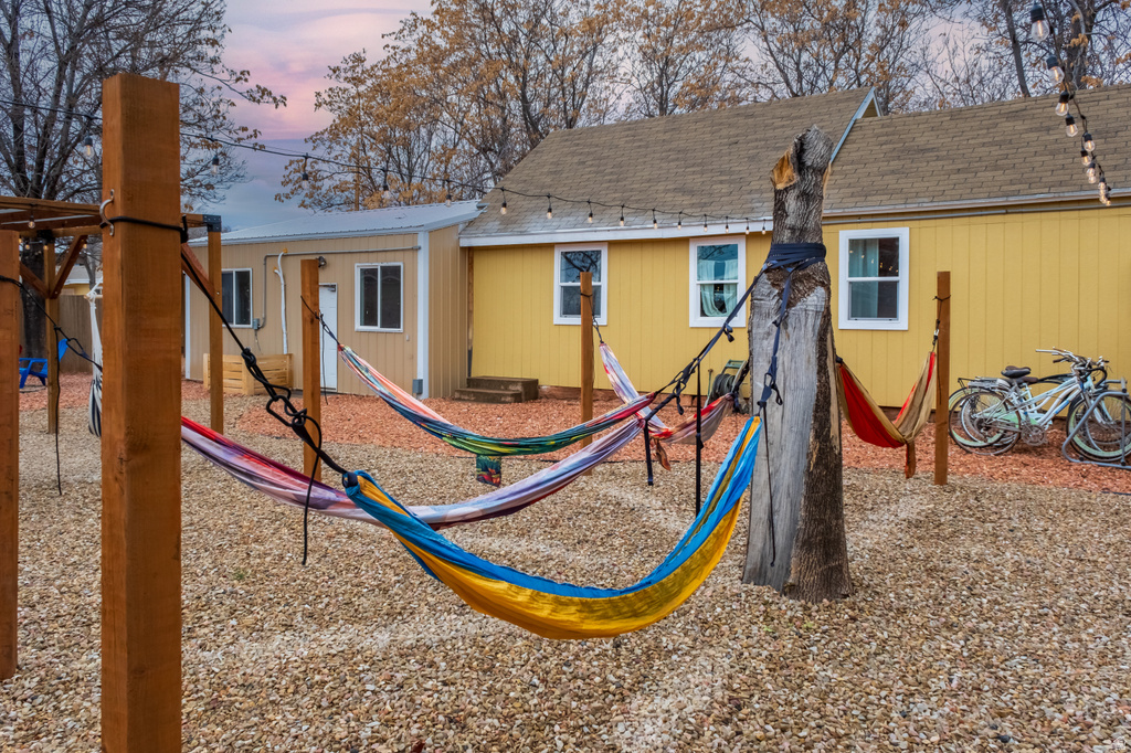 170 E 100 N Kanab, UT 84741