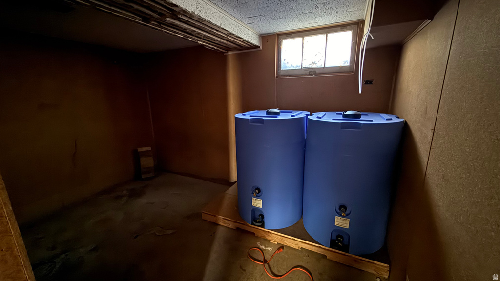 679 BROOKSIDE DR Springville, UT 84663