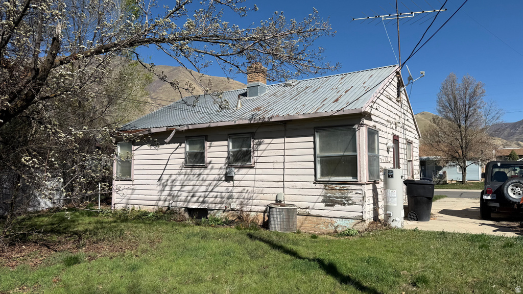 679 BROOKSIDE DR Springville, UT 84663