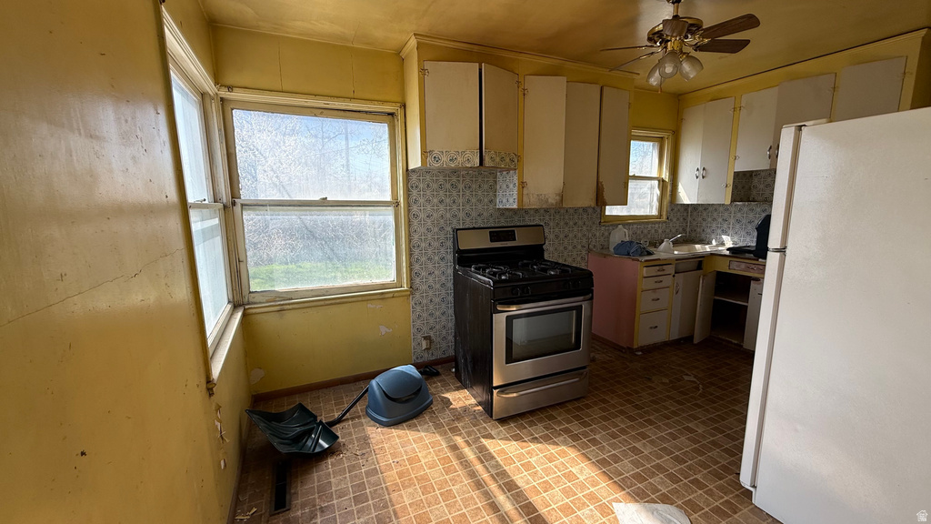 679 BROOKSIDE DR Springville, UT 84663