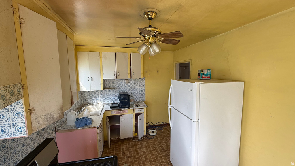 679 BROOKSIDE DR Springville, UT 84663