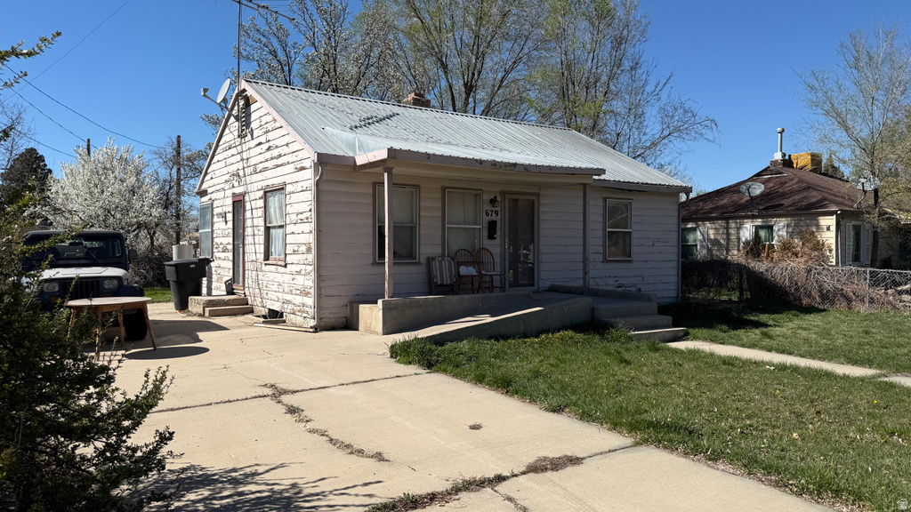 679 BROOKSIDE DR Springville, UT 84663