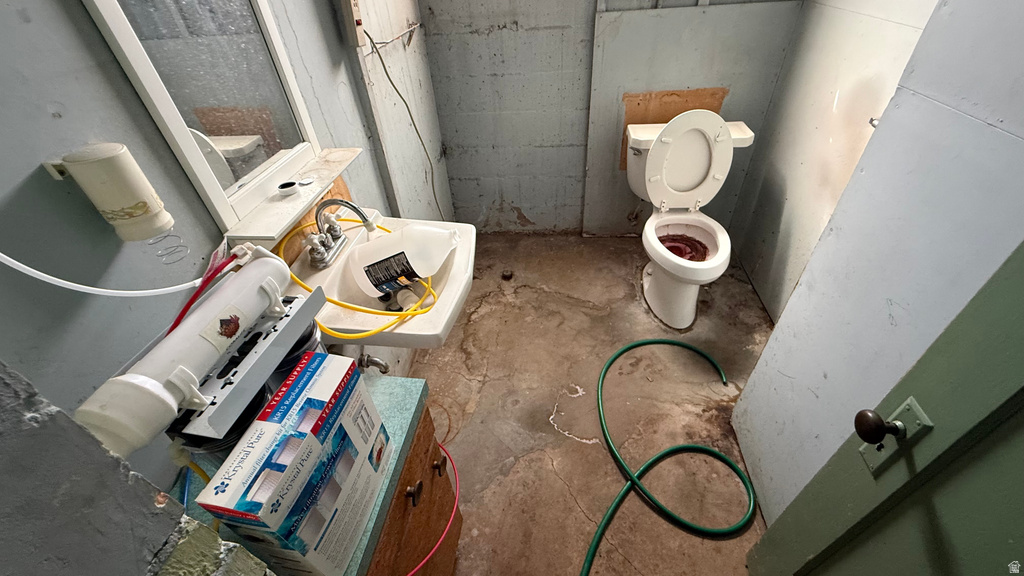 679 BROOKSIDE DR Springville, UT 84663