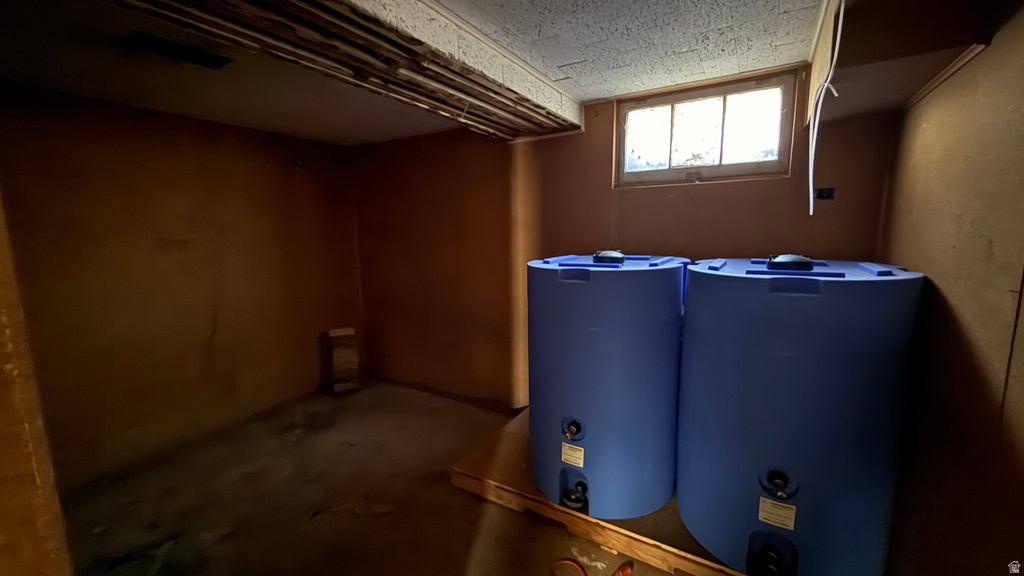 679 BROOKSIDE DR Springville, UT 84663