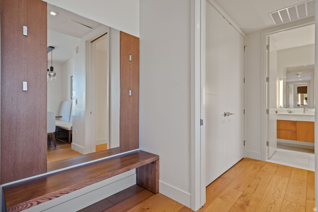 2431 W HIGH RD #414 Snyderville, UT 84098