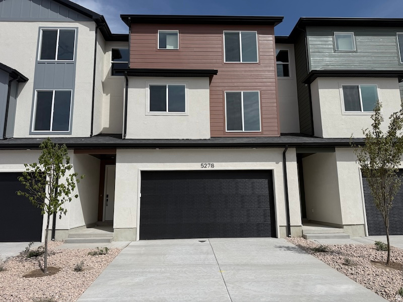 5278 N GREENFIELD WAY #327 Eagle Mountain, UT 84005