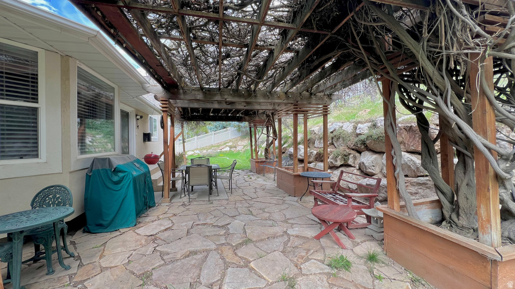 14 N FAIRWAY DR North Salt Lake, UT 84054