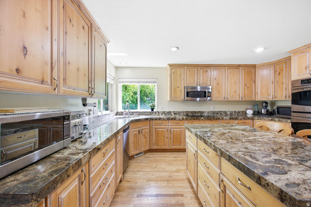 14 N FAIRWAY DR North Salt Lake, UT 84054