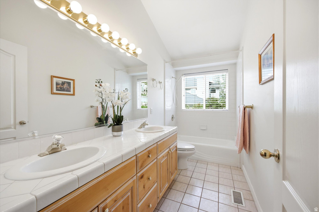 14 N FAIRWAY DR North Salt Lake, UT 84054