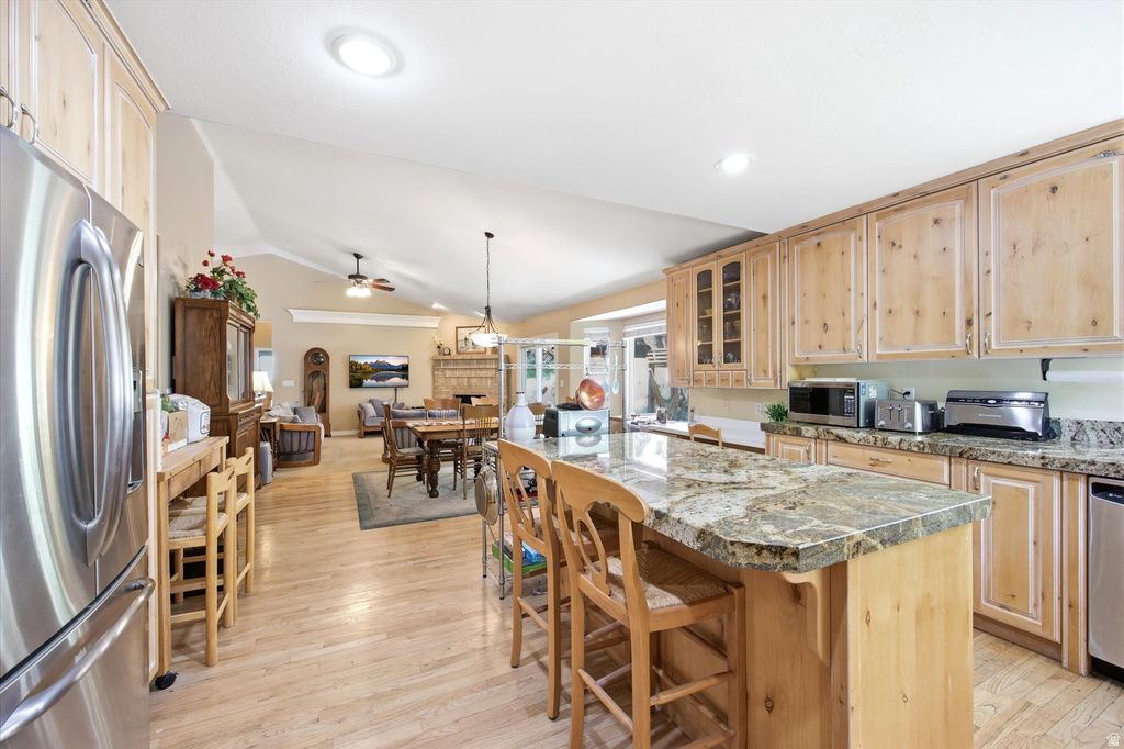 14 N FAIRWAY DR North Salt Lake, UT 84054