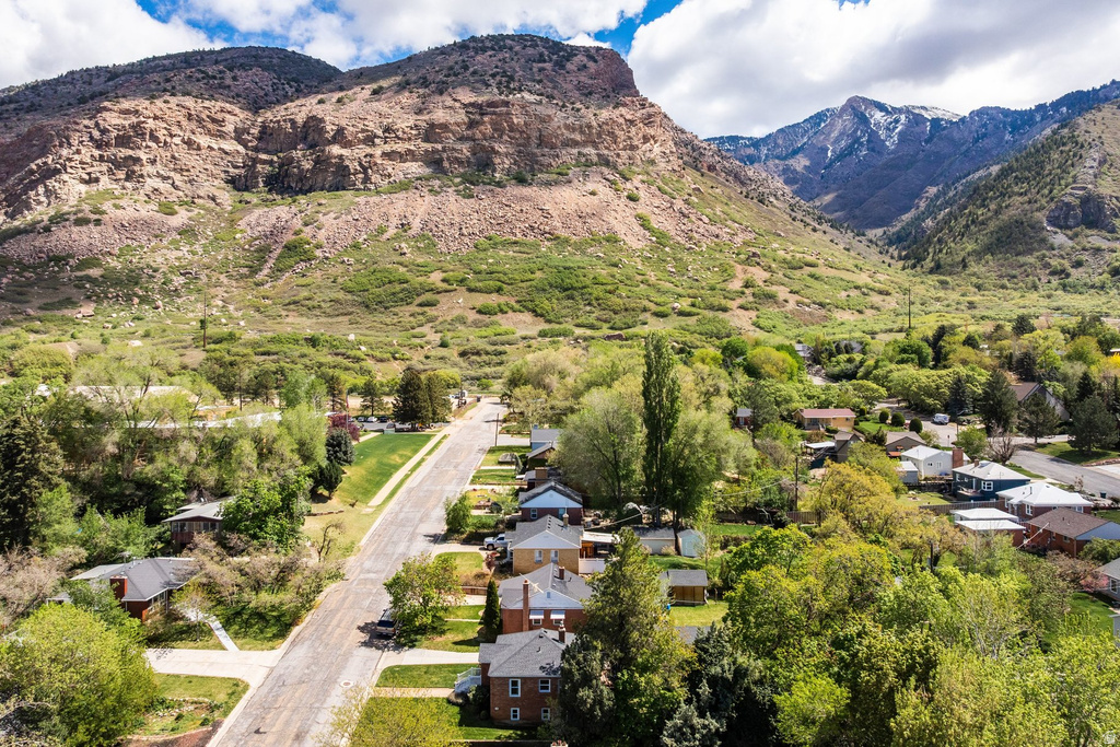 1751 LAKE ST Ogden, UT 84401