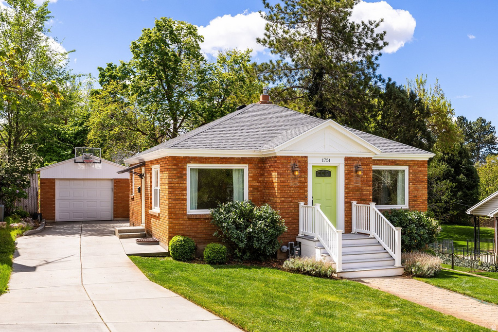 1751 LAKE ST Ogden, UT 84401