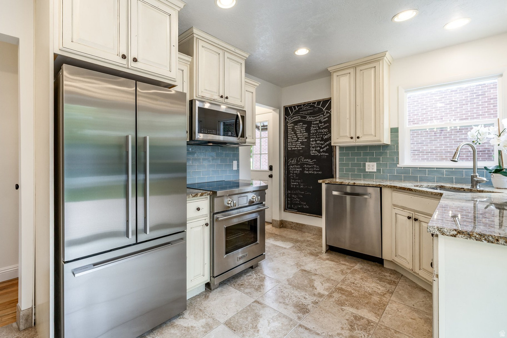 1751 LAKE ST Ogden, UT 84401