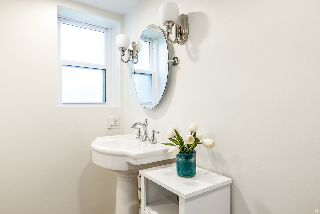 1751 LAKE ST Ogden, UT 84401