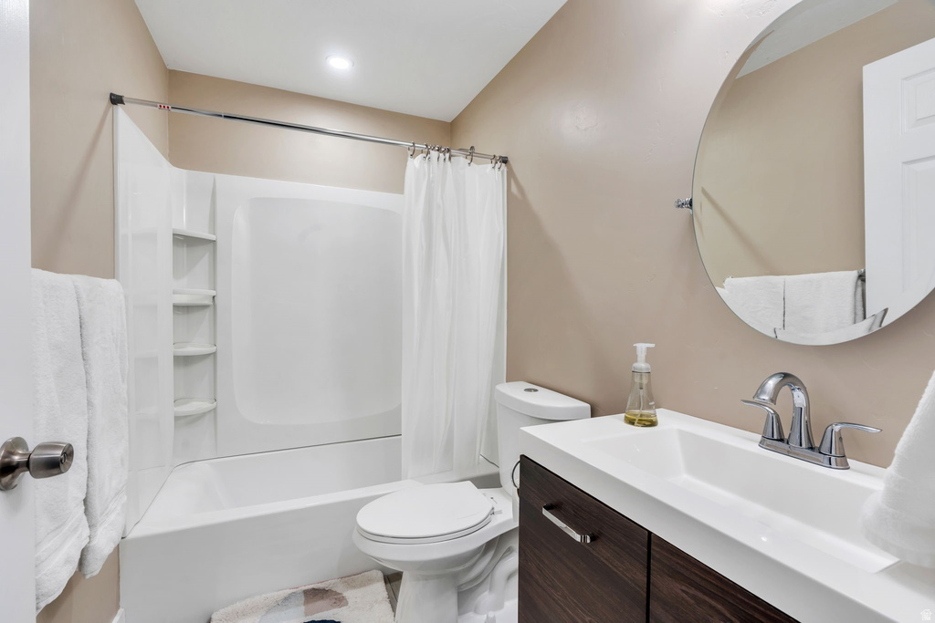 6437 W EARLY BIRD DR South Jordan, UT 84009