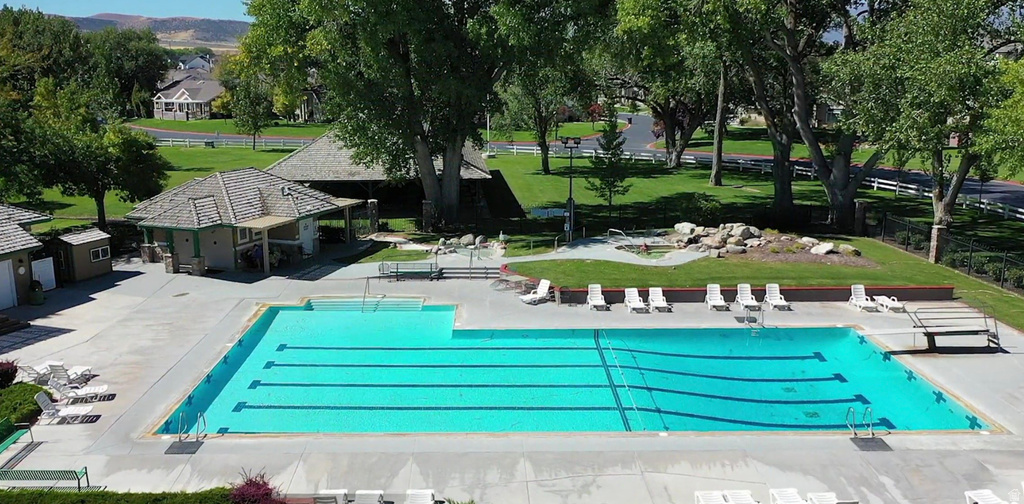 1904 S LINKS DR Saratoga Springs, UT 84045