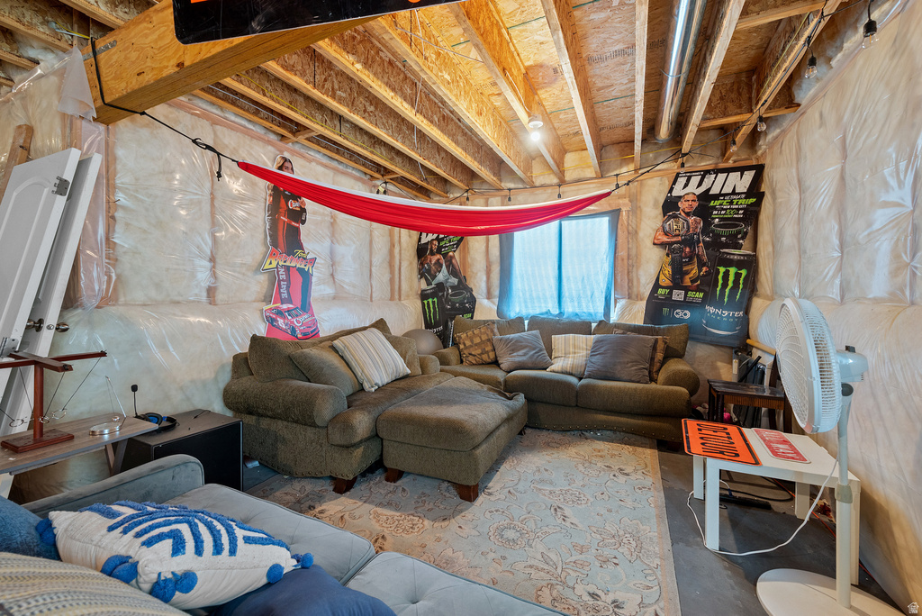 1904 S LINKS DR Saratoga Springs, UT 84045