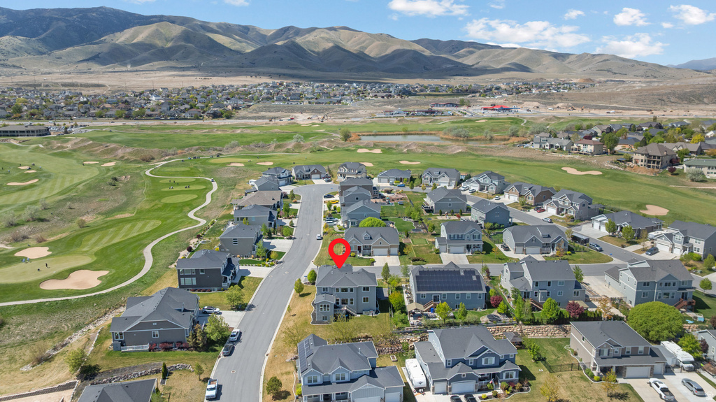 1904 S LINKS DR Saratoga Springs, UT 84045