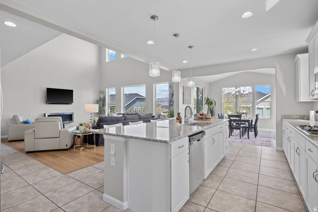 1904 S LINKS DR Saratoga Springs, UT 84045