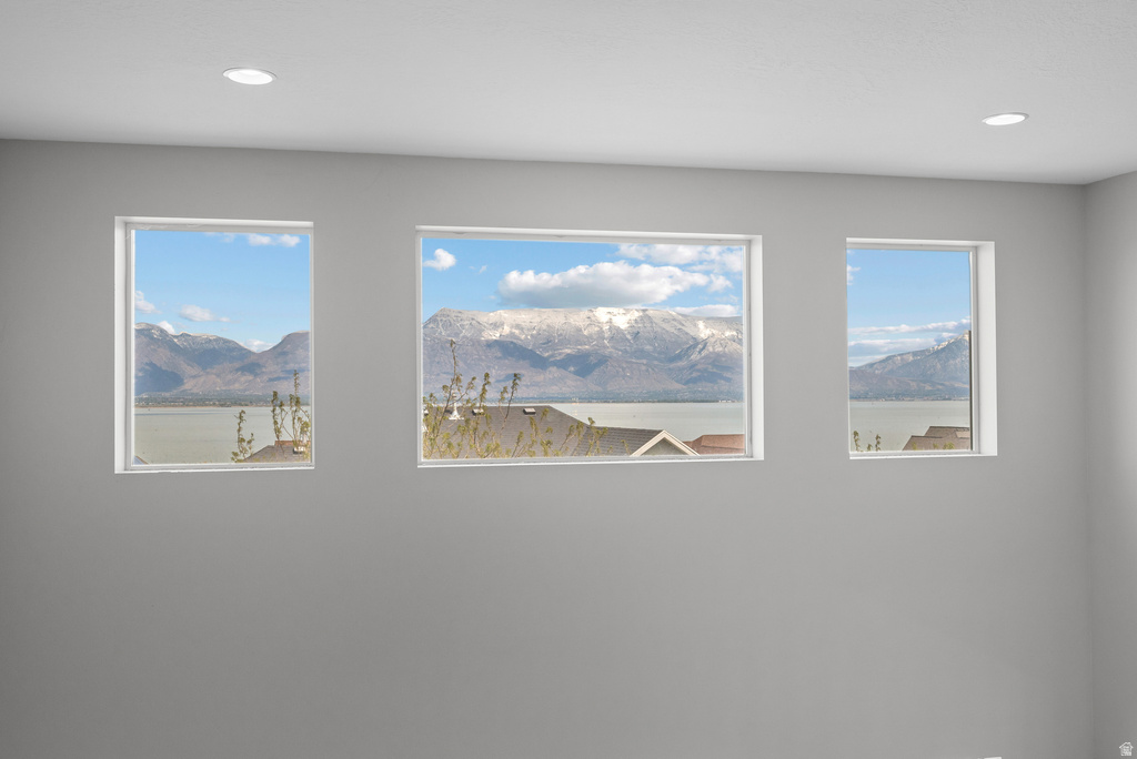 1904 S LINKS DR Saratoga Springs, UT 84045