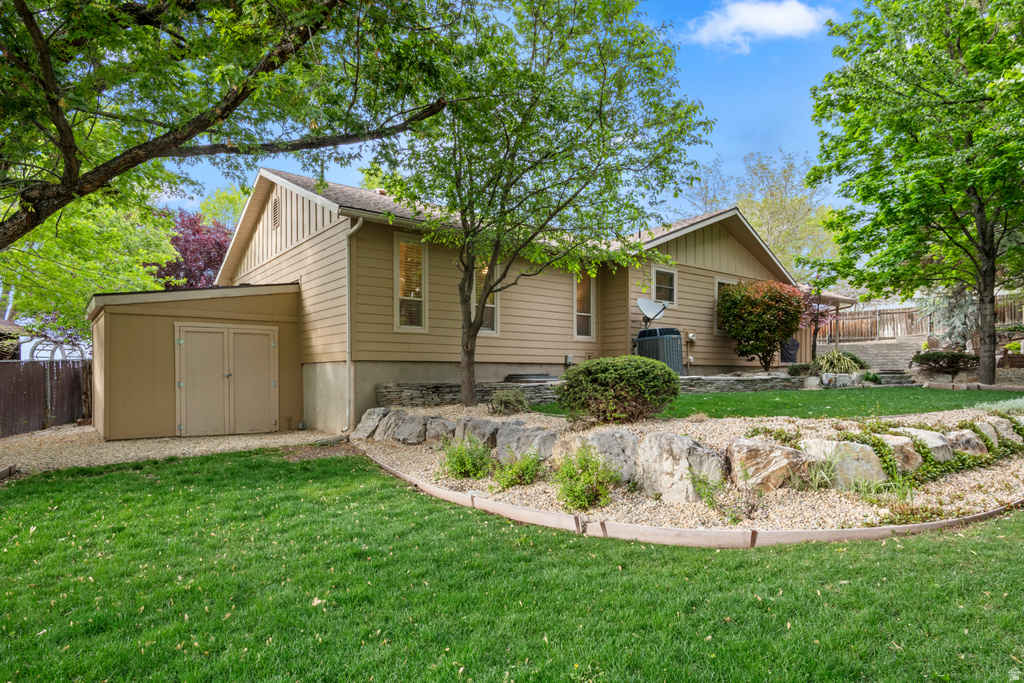 9722 S BUTTONWOOD CIR Sandy, UT 84092