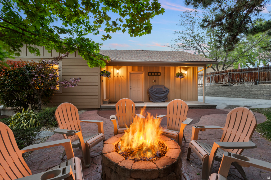 9722 S BUTTONWOOD CIR Sandy, UT 84092