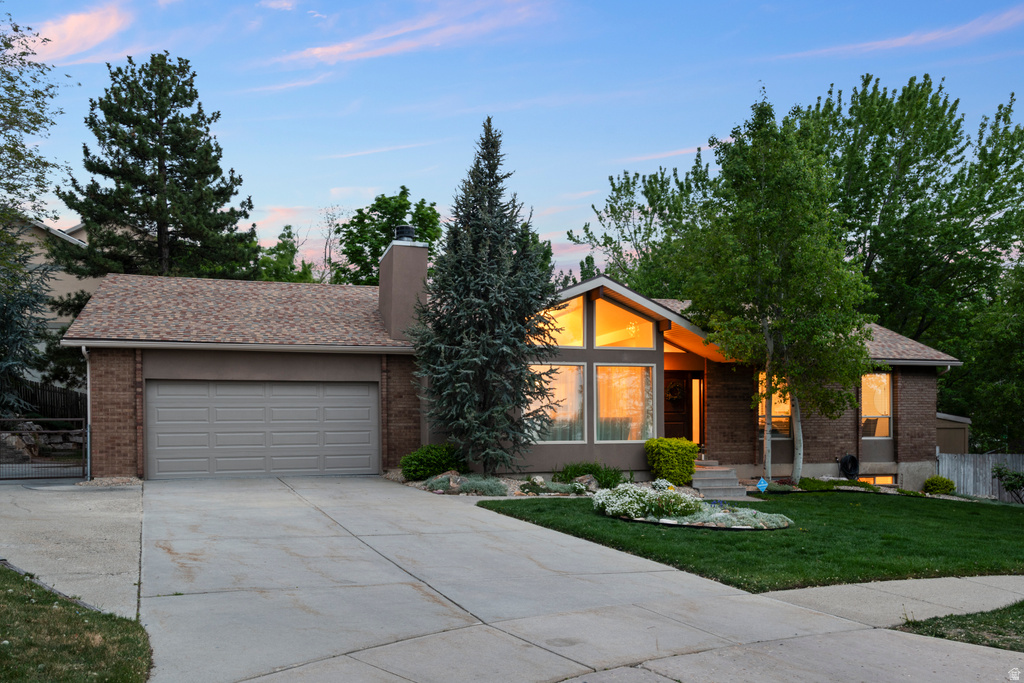 9722 S BUTTONWOOD CIR Sandy, UT 84092