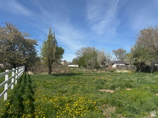 470 S WHITESIDES ST Layton, UT 84041