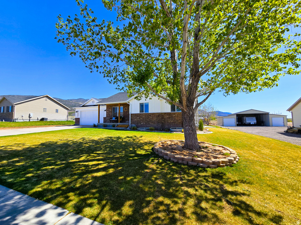 2026 E SADDLEBACK VIEW DR Enoch, UT 84721