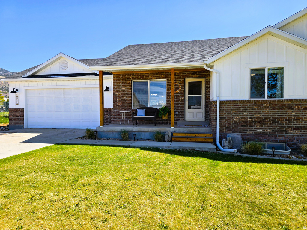 2026 E SADDLEBACK VIEW DR Enoch, UT 84721