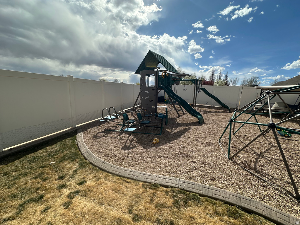 670 N HAYDON WAY Roosevelt, UT 84066