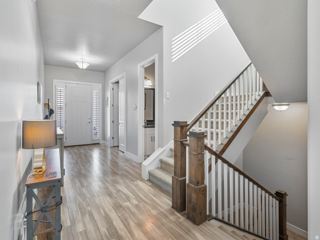 2292 E HAMPTON HILLS LN Millcreek, UT 84109