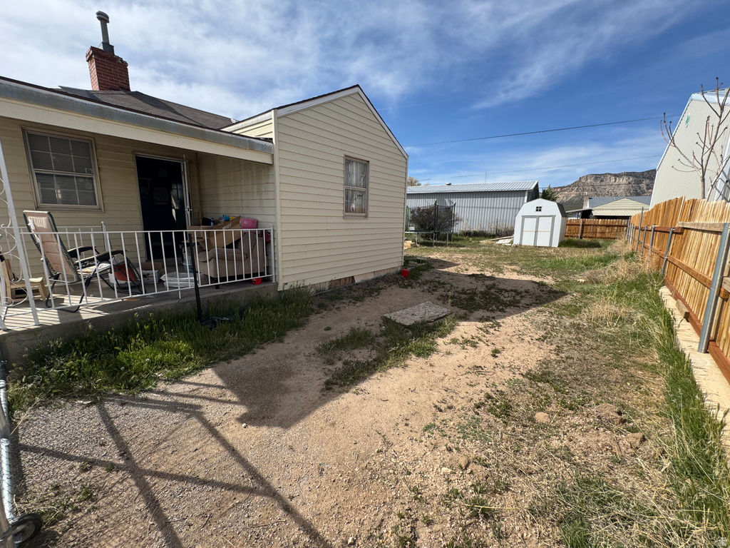 135 GRASSY DR East Carbon, UT 84520