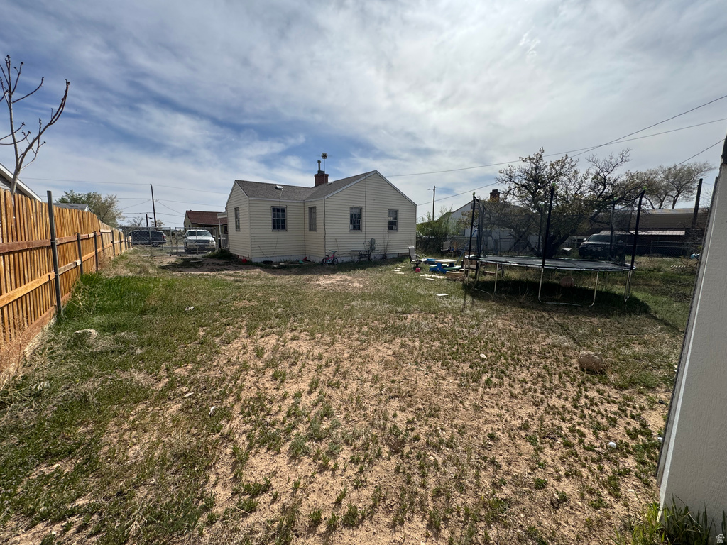 135 GRASSY DR East Carbon, UT 84520