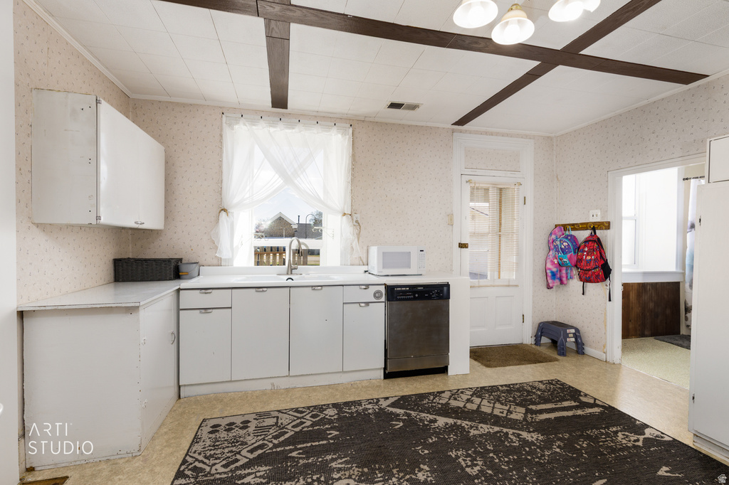 92 S MAIN Willard, UT 84340