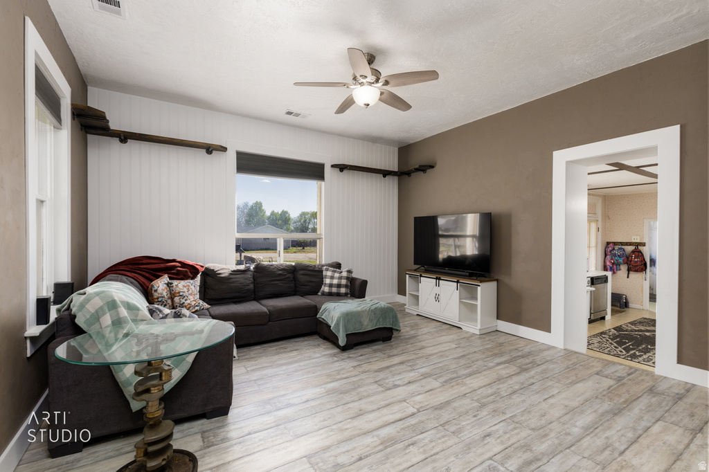 92 S MAIN Willard, UT 84340