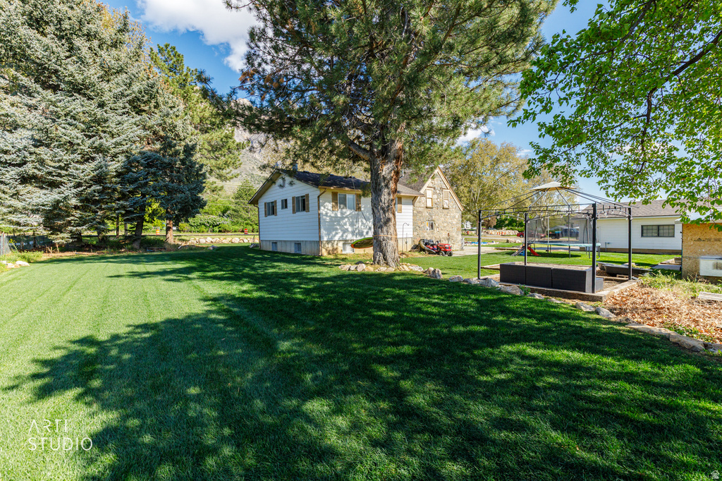 92 S MAIN Willard, UT 84340