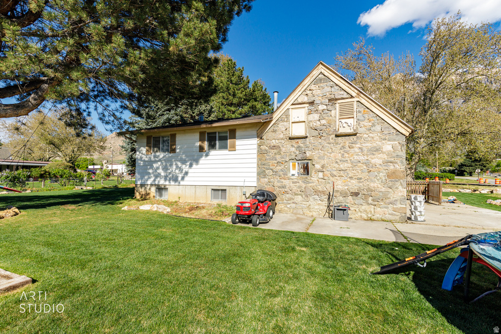 92 S MAIN Willard, UT 84340