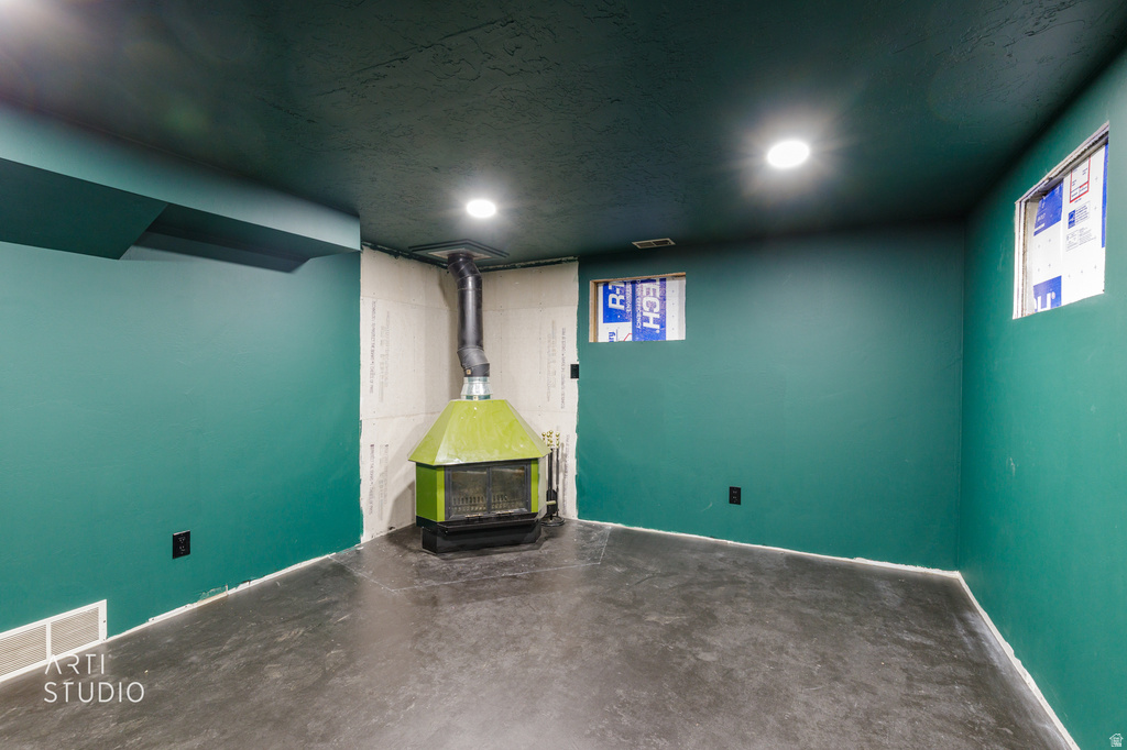 92 S MAIN Willard, UT 84340